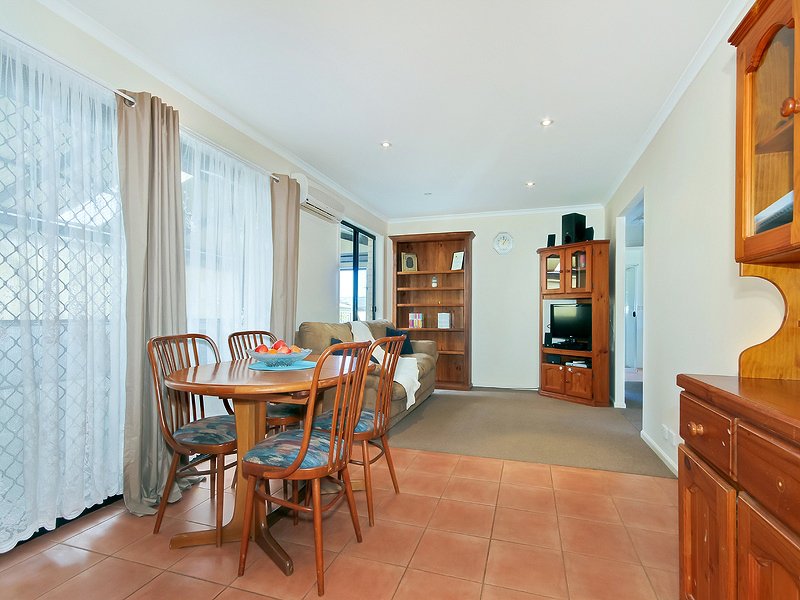 Photo - 62 Pridham Boulevard, Aldinga Beach SA 5173 - Image 4