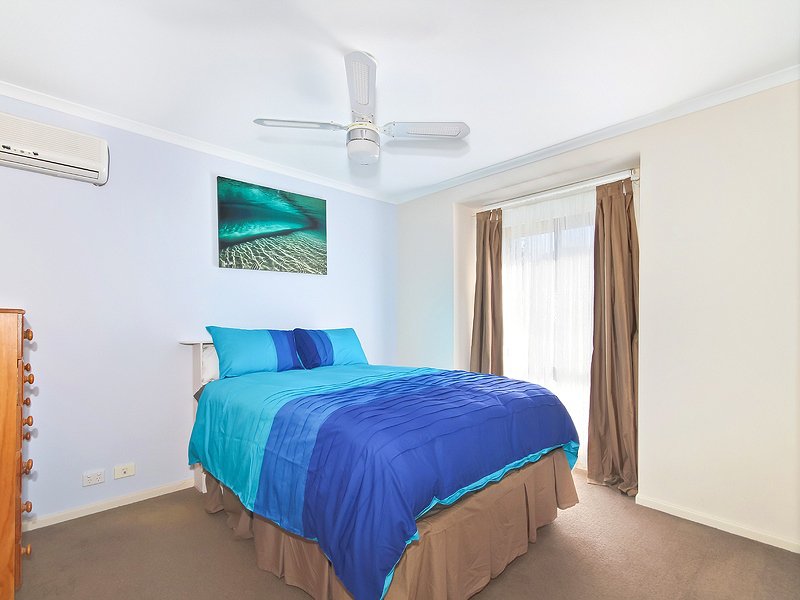 Photo - 62 Pridham Boulevard, Aldinga Beach SA 5173 - Image 7