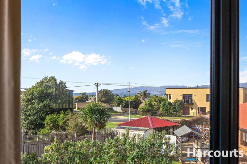 Photo - 62 Quinlan Crescent, Shearwater TAS 7307 - Image 6