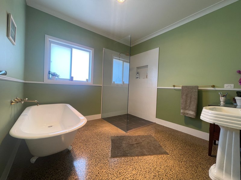 Photo - 62 Rae Road, Griffith NSW 2680 - Image 15