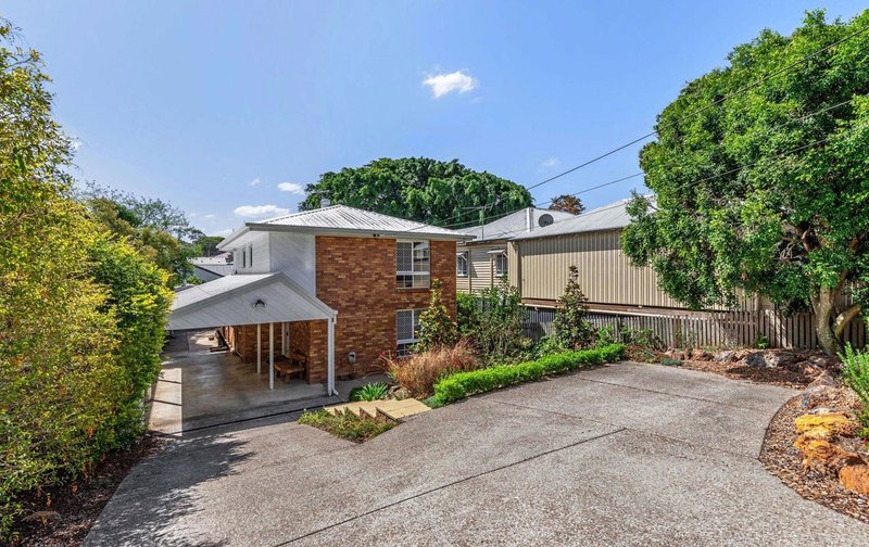 Photo - 62 Raff Avenue, Holland Park QLD 4121 - Image 1