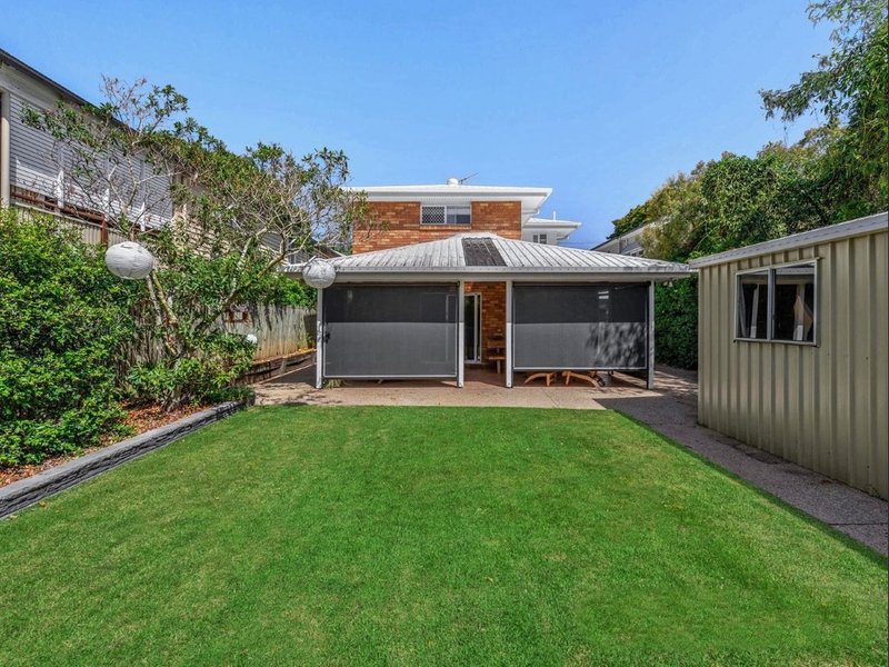 Photo - 62 Raff Avenue, Holland Park QLD 4121 - Image 9