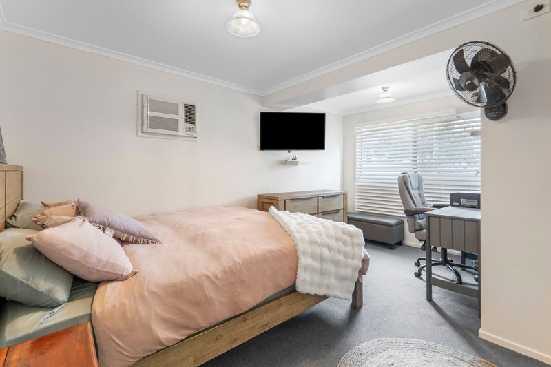 Photo - 62 Reserve Road, Slacks Creek QLD 4127 - Image 11