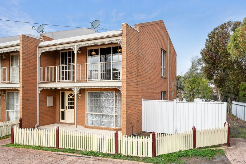 Photo - 6/2 Selwyn Street, Lara VIC 3212 - Image 1