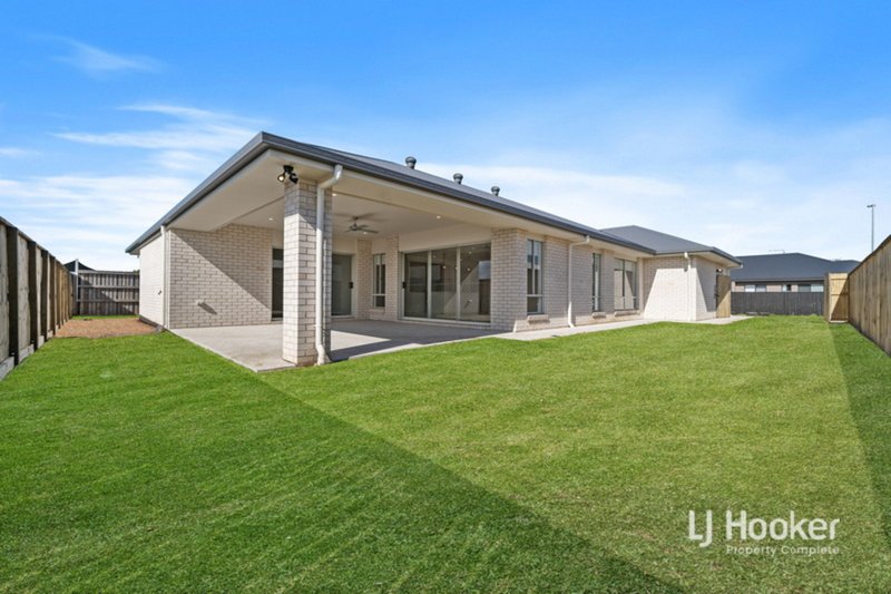 Photo - 62 Snowdonia Crescent, Yarrabilba QLD 4207 - Image 5