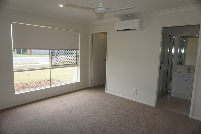 Photo - 62 Soldiers Road, Bowen QLD 4805 - Image 11