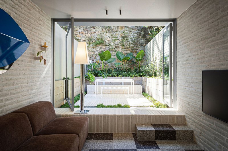 Photo - 62 St James Road, Bondi Junction NSW 2022 - Image 5