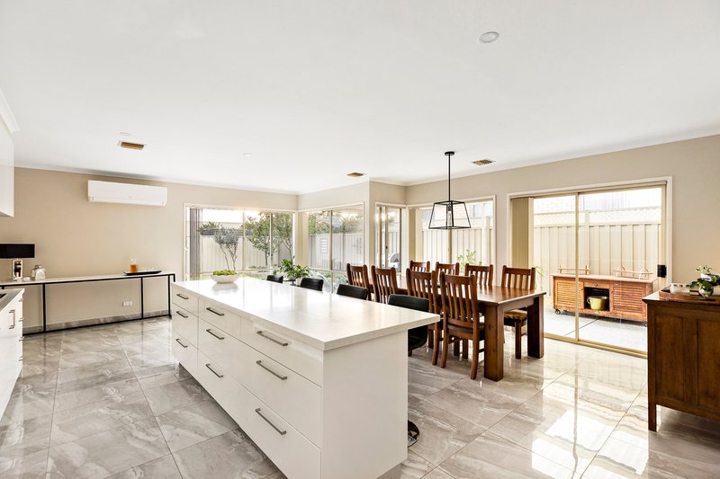 Photo - 62 Stanford Close, Fawkner VIC 3060 - Image 11