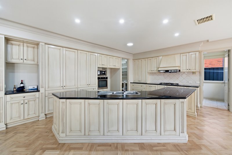 Photo - 62 Strathfield Parade, Croydon VIC 3136 - Image 2