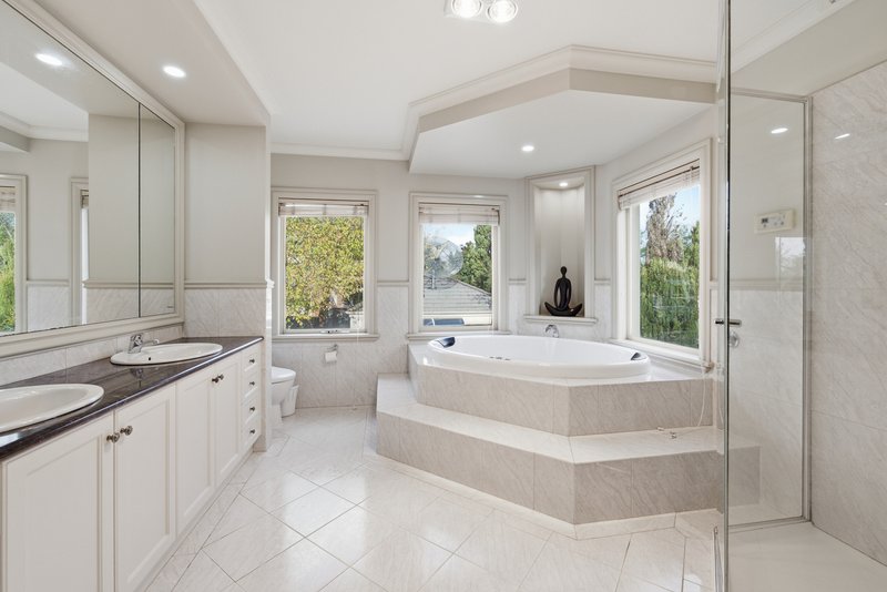 Photo - 62 Strathfield Parade, Croydon VIC 3136 - Image 3