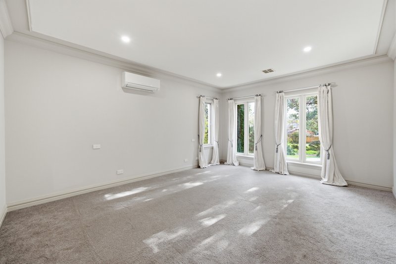 Photo - 62 Strathfield Parade, Croydon VIC 3136 - Image 4