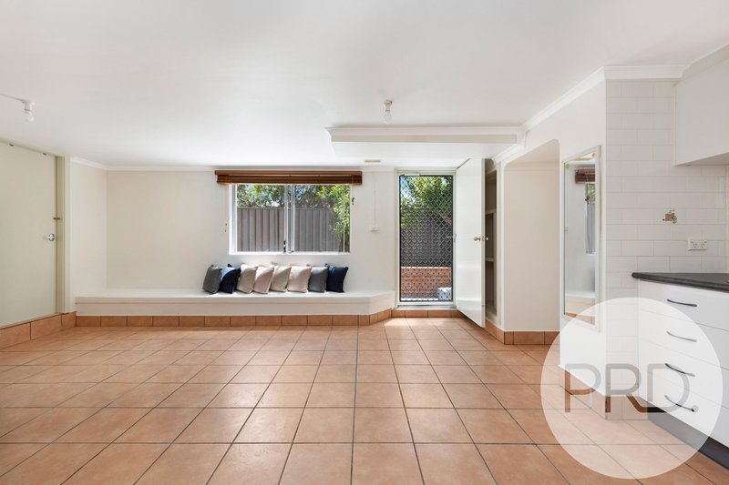 Photo - 62 Sugarloaf Circle, Palmerston ACT 2913 - Image 25