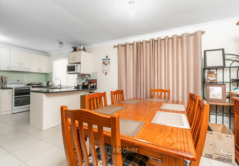 Photo - 62 Tovey Road, Boronia Heights QLD 4124 - Image 4