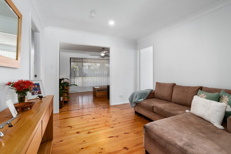 Photo - 62 Trobriand Crescent, Glenfield NSW 2167 - Image 6