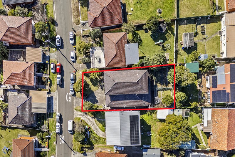 Photo - 62 Vermont Road, Warrawong NSW 2502 - Image 9