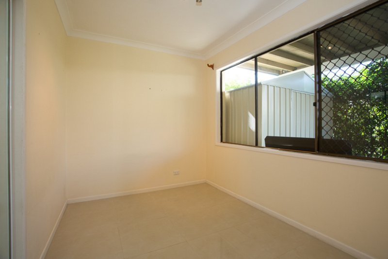 Photo - 62 Victor Avenue, Paradise Point QLD 4216 - Image 7