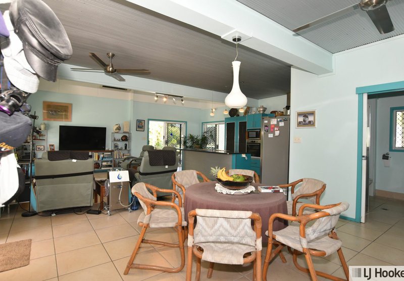 Photo - 62 Vipiana Drive, Tully Heads QLD 4854 - Image 8