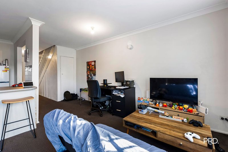 Photo - 6/2 Warramunga Place, St Marys NSW 2760 - Image 2