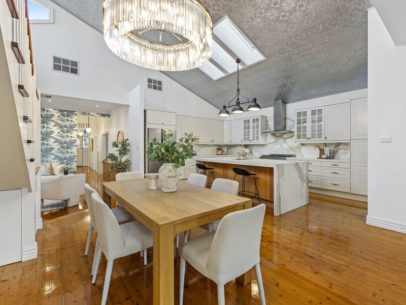 Photo - 62 Watt Street, South Kingsville VIC 3015 - Image 5