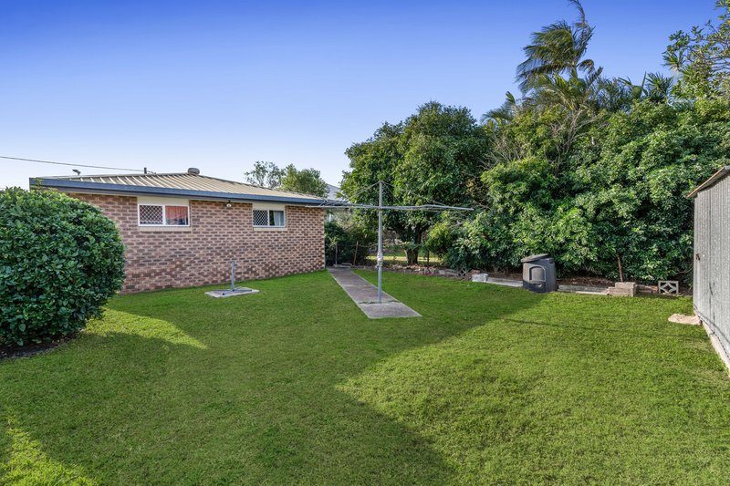 Photo - 62 West Avenue, Wynnum QLD 4178 - Image 8