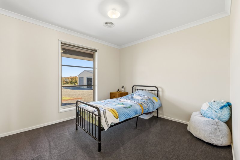 Photo - 62 Wiggins Road, Mitchell Park VIC 3355 - Image 16