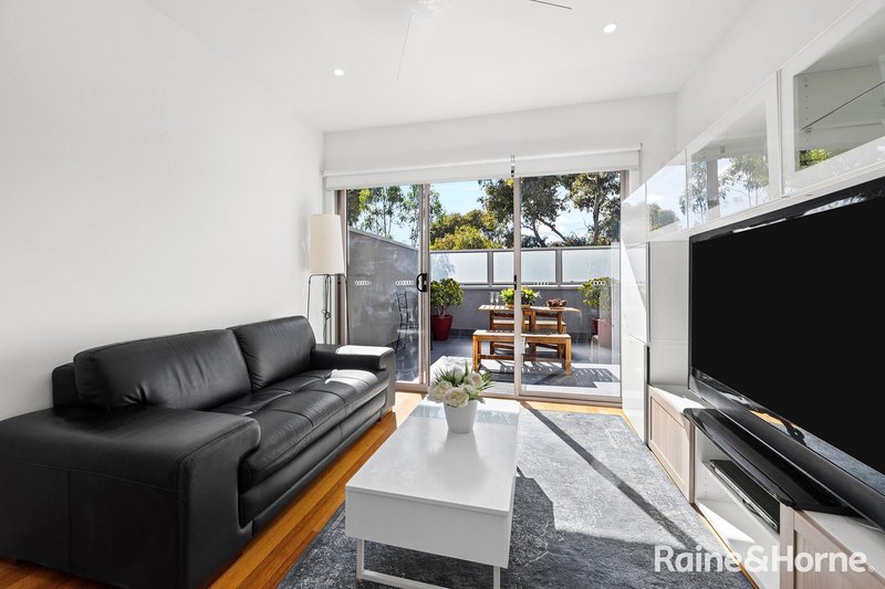 Photo - 6/2 Winona Grove, Pascoe Vale South VIC 3044 - Image 9