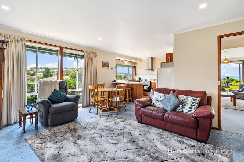 Photo - 62 Woodlands Drive, Blackmans Bay TAS 7052 - Image 12