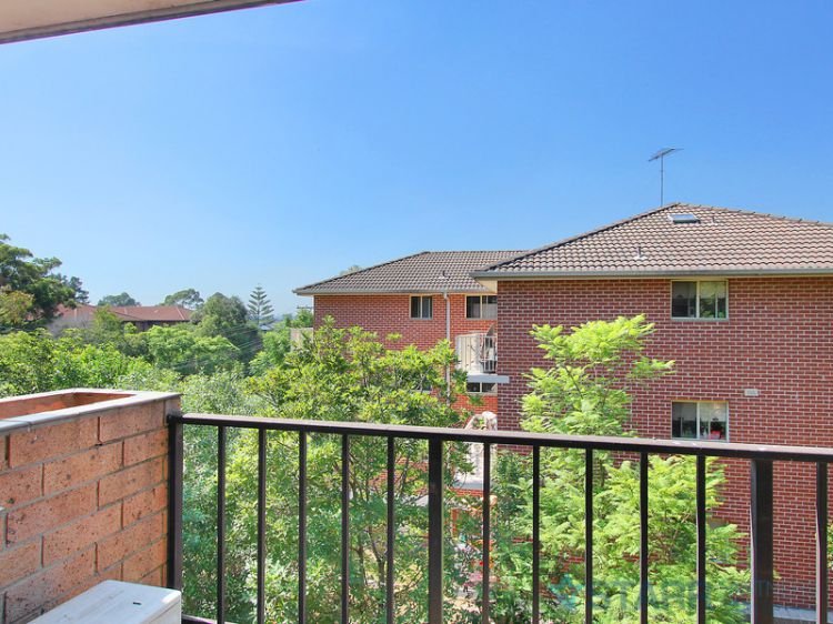 Photo - 6/20-24 Manchester Street, Merrylands NSW 2160 - Image 3