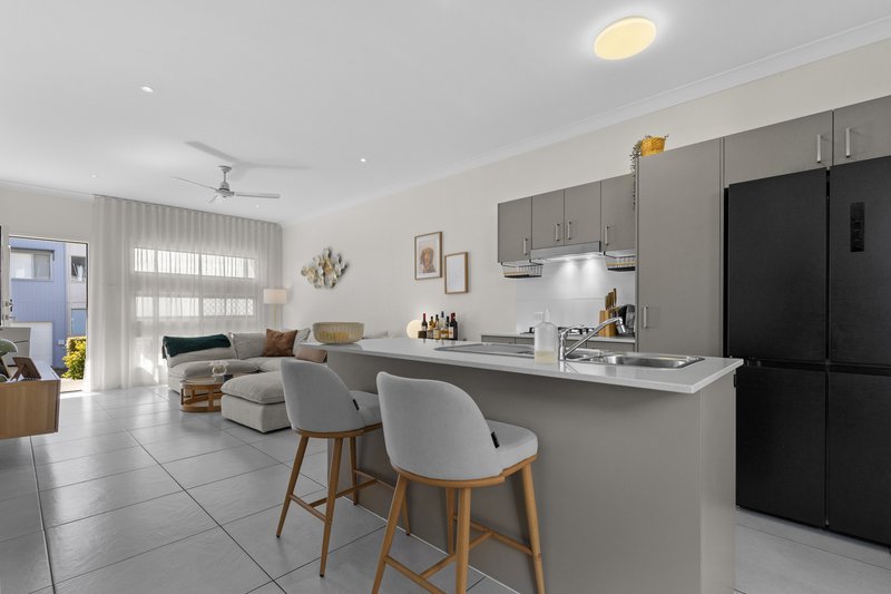 Photo - 6/20 Oakwood Road, Warner QLD 4500 - Image 4