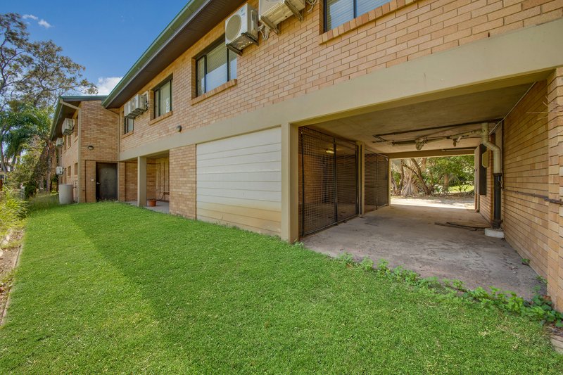 Photo - 6/208-212 Oaka Street, South Gladstone QLD 4680 - Image 8