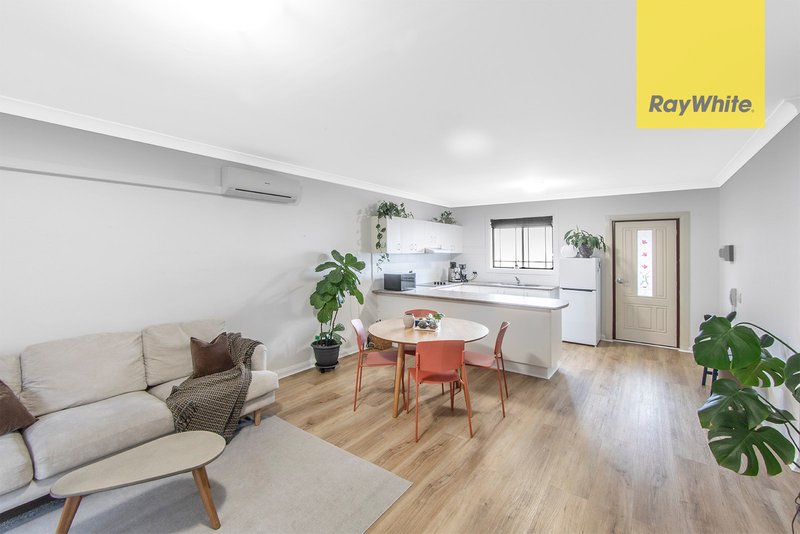 Photo - 6/21 Darcy Road, Westmead NSW 2145 - Image 1