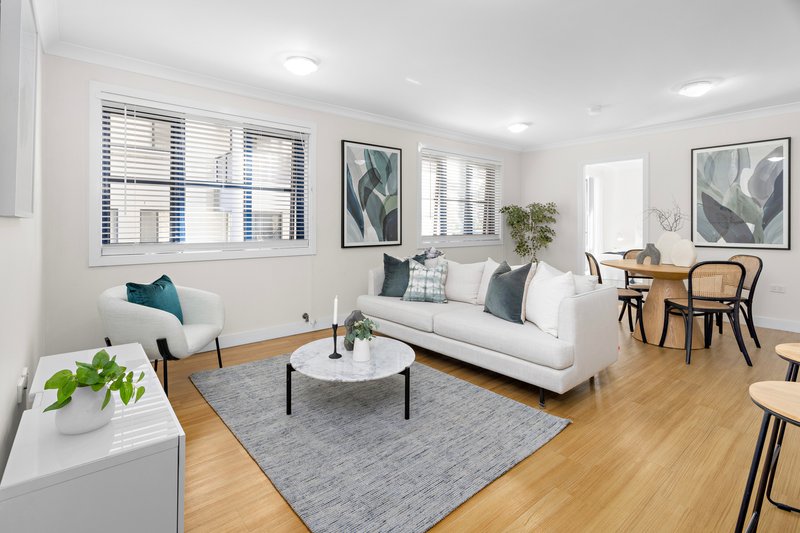 Photo - 6/21 Market Street, Wollongong NSW 2500 - Image 2
