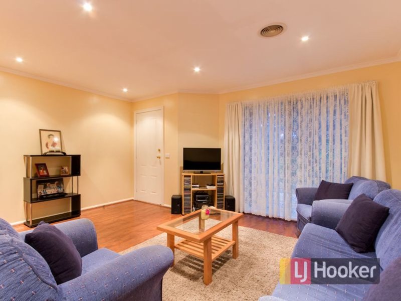 Photo - 6/21 Pakenham Road, Pakenham VIC 3810 - Image 10