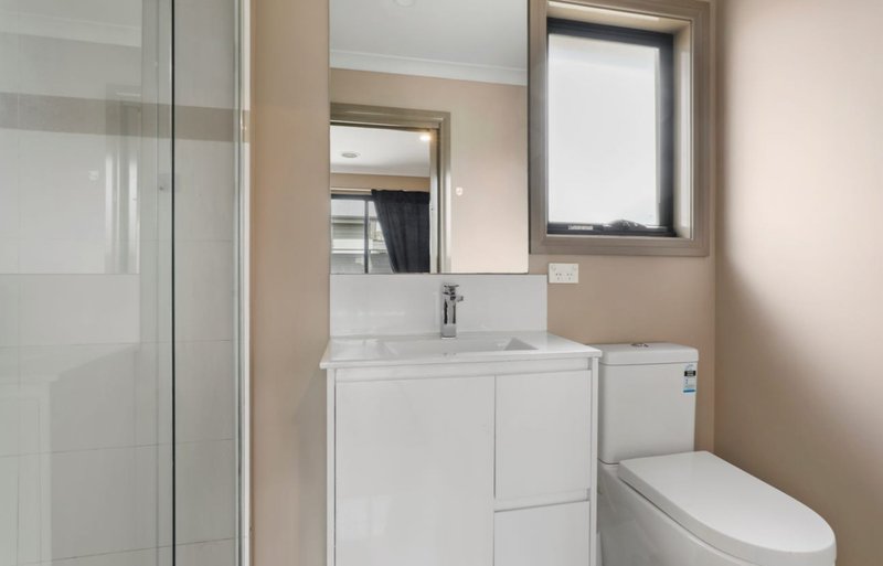 Photo - 6/21 Stuart Street, Noble Park VIC 3174 - Image 7