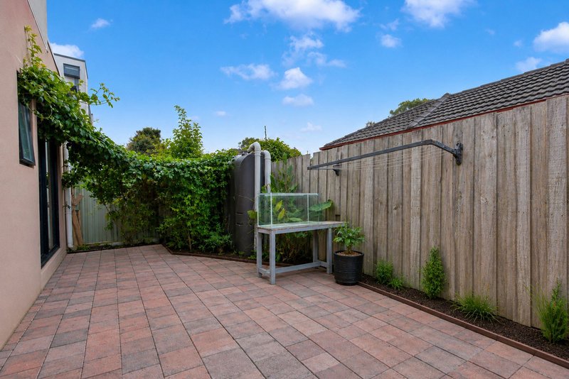 Photo - 6/21 Stuart Street, Noble Park VIC 3174 - Image 8