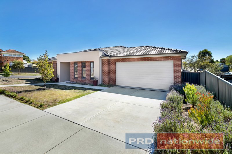 Photo - 621 Wilson Street, Ballarat East VIC 3350 - Image 1