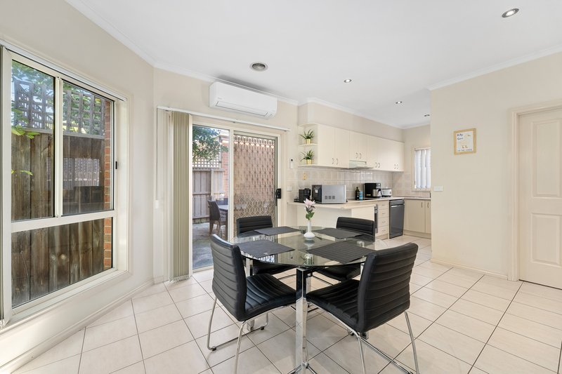 Photo - 6/22-24 Hayden Road, Clayton South VIC 3169 - Image 3