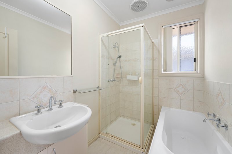 Photo - 6/22-24 Hayden Road, Clayton South VIC 3169 - Image 5