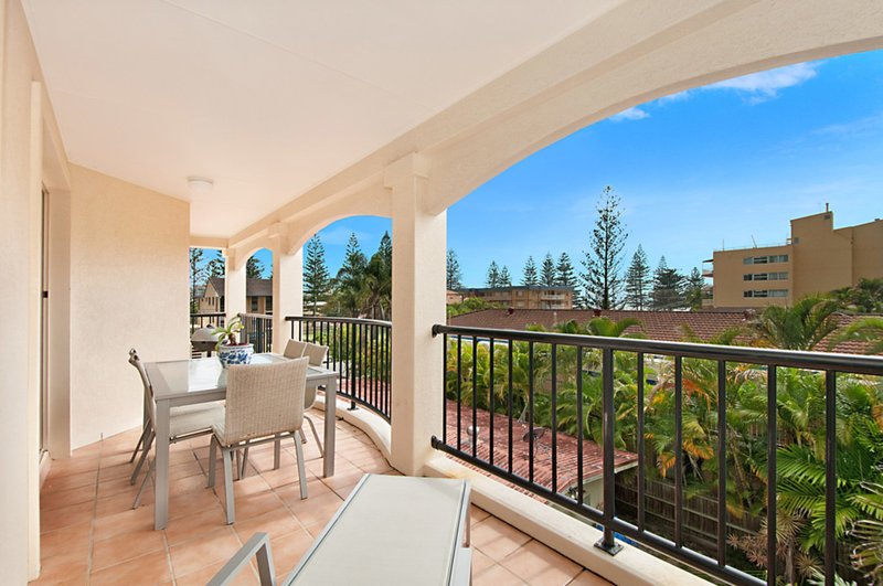 Photo - 6/22 Montana Road, Mermaid Beach QLD 4218 - Image 5