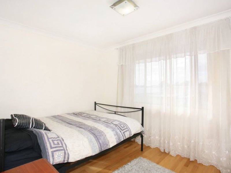 Photo - 6/22 Neil Street, Merrylands NSW 2160 - Image 5