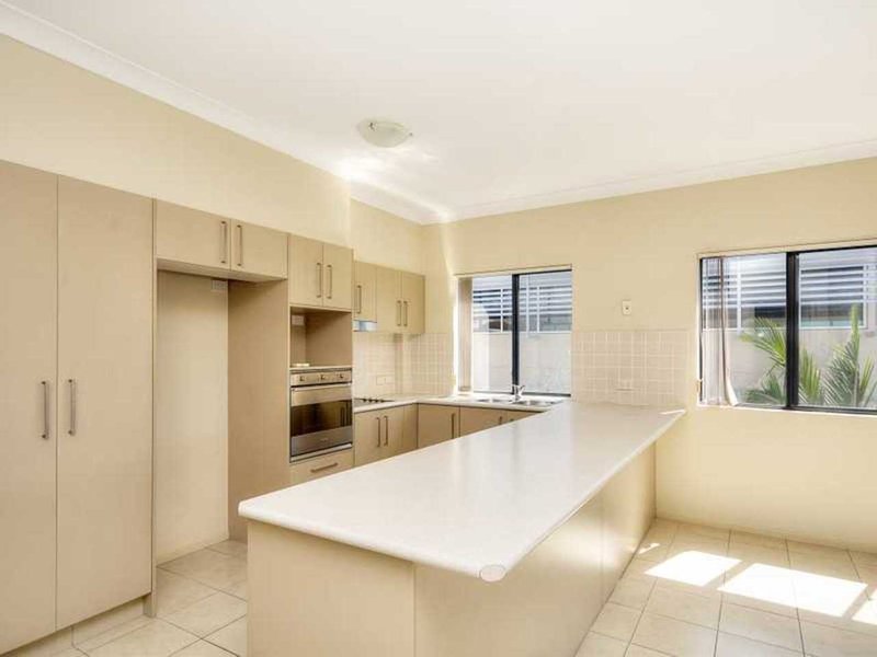 Photo - 6/22 Tourangeau Crescent, Varsity Lakes QLD 4227 - Image 1