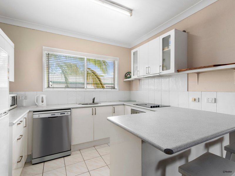 Photo - 6/229 Kennedy Drive, Tweed Heads West NSW 2485 - Image 4