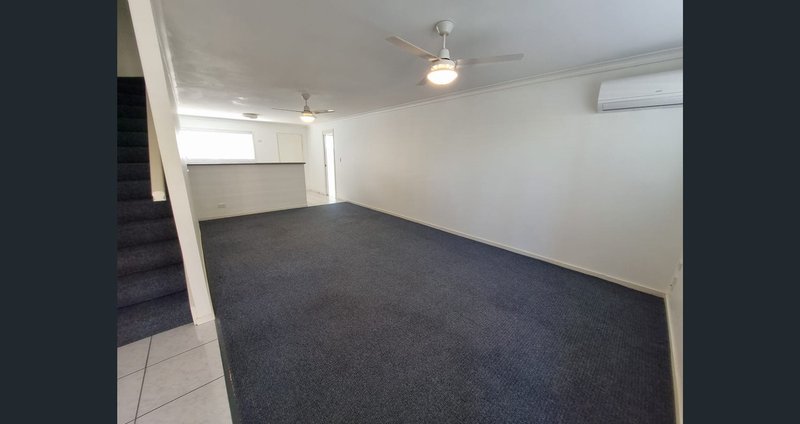 Photo - 6/23-27 Bailey Street, Woody Point QLD 4019 - Image 4