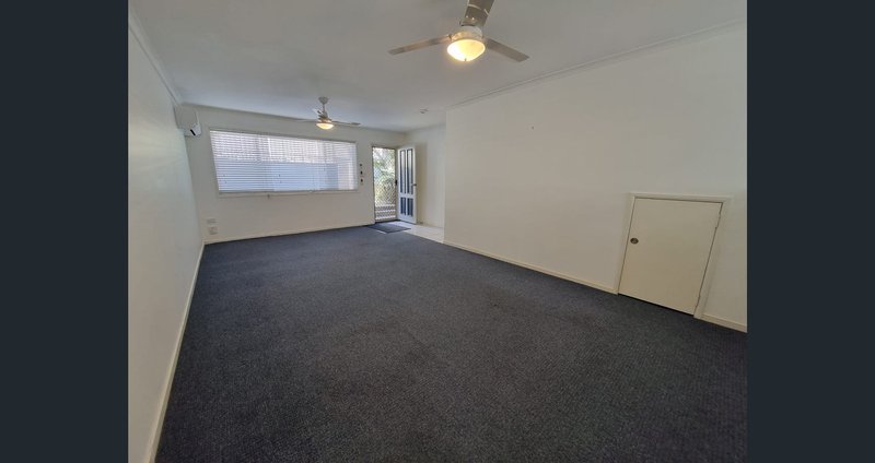 Photo - 6/23-27 Bailey Street, Woody Point QLD 4019 - Image 5