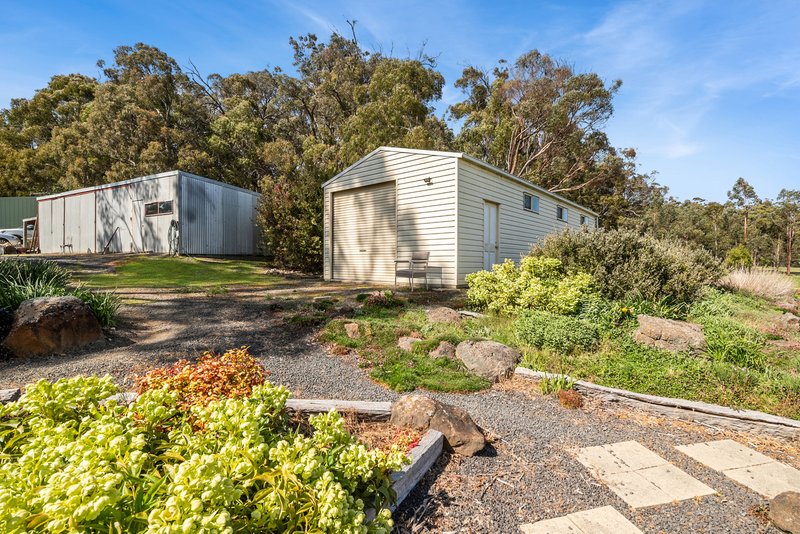 Photo - 623 Ashbourne Road, Woodend VIC 3442 - Image 17