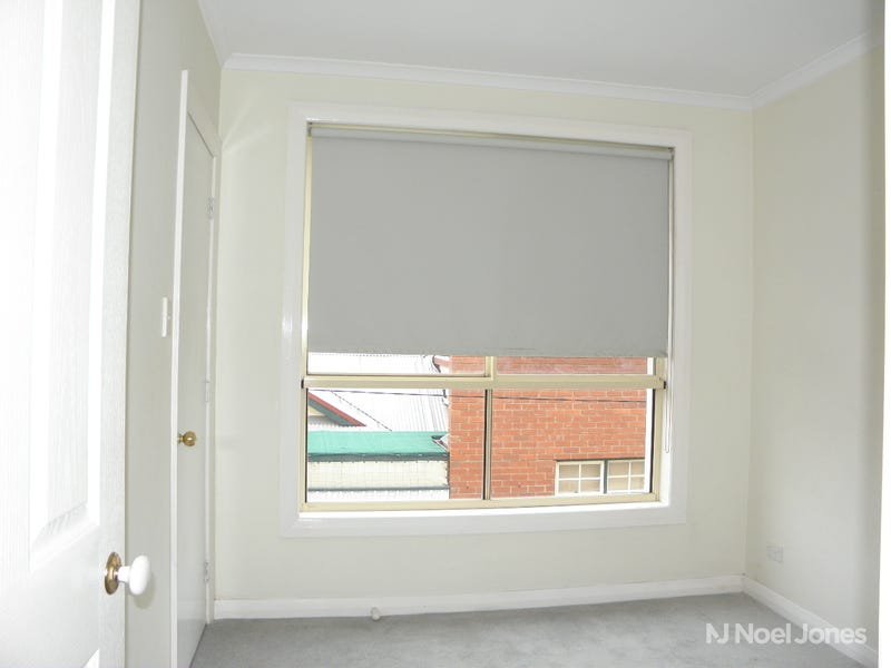 Photo - 6/23 Holtom Street East , Carlton North VIC 3054 - Image 6