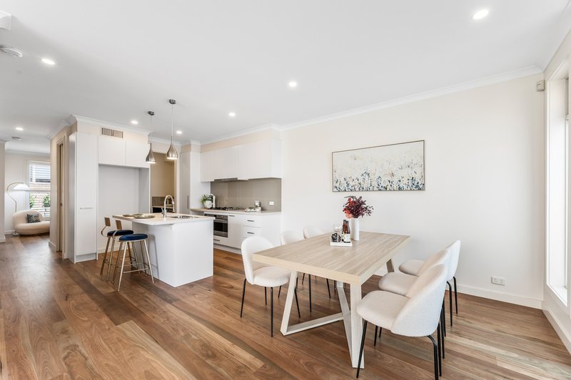 Photo - 6/23 June Crescent, Templestowe VIC 3106 - Image 6