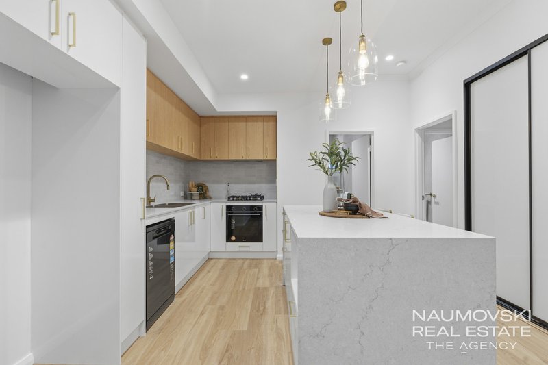 Photo - 6/23 Peppering Way, Westminster WA 6061 - Image 2