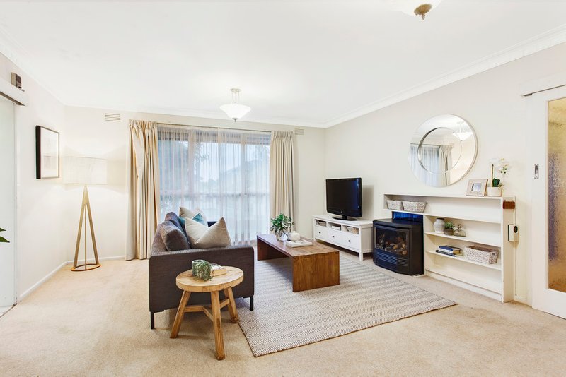 Photo - 6/23 Ross Street, Surrey Hills VIC 3127 - Image 2