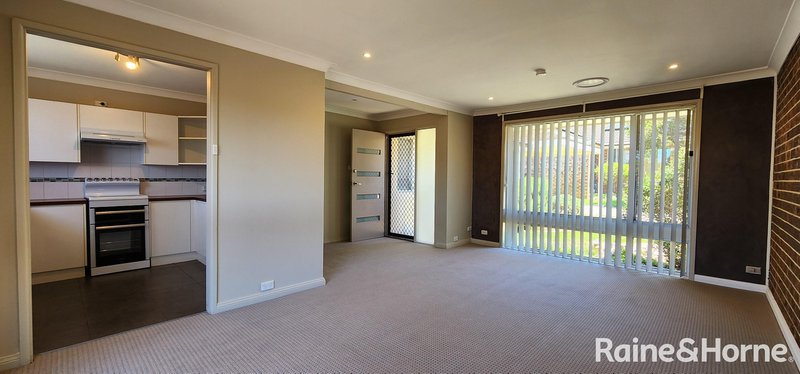 Photo - 6/23 Second Avenue, Macquarie Fields NSW 2564 - Image 2